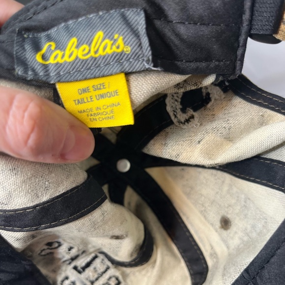 Cabelas hat - Picture 6 of 7